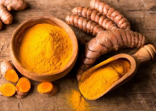 Can Turmeric Powder Whiten Teeth? 2 Benefits of turmeric for oral health and gums – can turmeric powder whiten teeth