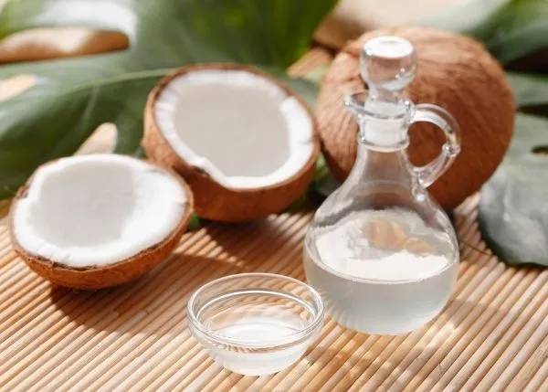 Does Coconut Oil Whiten Teeth? 2 Does coconut oil whiten teeth – how to use coconut oil for whitening step by step
